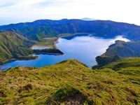 Vulkansee auf den Azoren als Lithium-Quelle. Bild: Wolfgang Resmer, pixelio.de