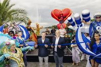 HVG-Geschäftsführer André Lawiszus und Hannovers Oberbürgermeister Belit Onay eröffnen das Maschseefest 2025. Bild: Hannover Veranstaltungs GmbH (HVG) Fotograf: Kevin Münkel