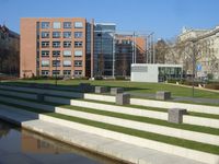 Das Geisteswissenschaftliche Zentrum (GWZ) der Universität Leipzig (rechts Bibliotheca Albertina)