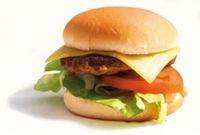 Zu häufig genossen sorgen Hamburger für viele Probleme. Bild: CB/pixelio.de