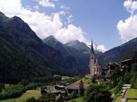Blick auf den Großglockner, den höchsten Berg Österreichs, von Heiligenblut aus