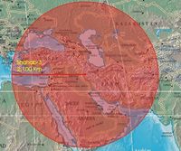 Reichweite der Shahab 3, eine weiterentwickelte nordkoreanische Mittelstreckenrakete, die sowohl militärisch als auch in einer erweiterten Version (Safir) für die iranische Weltraumorganisation Verwendung findet. Bild: wikipedia.org