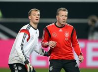 Manuel Neuer und Andreas Köpke unterstützen den GLOBALL. /Bild: "obs/SSC Vertrieb Deutschland GmbH/Bernd Müller"