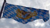 Bayernflagge: Bayern war das erste Gebiet das durch die Römer besetzt wurde. Bis heute sagen einige...