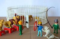 Playmobil-Spielfiguren: Wildtier-Dressur im Zirkus. Bild: © PETA