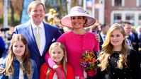Die niederländische Königsfamilie beim Königstag in Zwolle 2016. Bild: "obs/ZDF/anp/Remko de Waal"