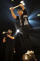 Der Neuseeländer Jason Wynyard errang in Innsbruck mit einer hochklassigen Leistung seinen insgesamt sechsten Weltmeister-Titel im Sportholzfällen.. Bild: "obs/Stihl Timbersports/Jörg Mitter"