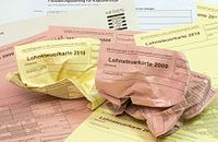 Abgeschafft: Ab 2011 werden keine Lohnsteuerkarten mehr erstellt. Bild: Sven Teschke / de.wikipedia.org