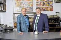 Dr. Robert Lustig (l.) und Dr. Dennis Ballwieser (2025) Bild: Wort & Bild Verlagsgruppe - Unternehmensmeldungen Fotograf: W&B/ Andrea Artz