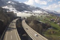 Autobahn A3 zwischen Unterterzen und Tannenbodenalp