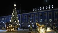 Auf dem Bild: Silvesterbeleuchtung auf einem Stadtplatz in Murmansk. Bild: Sputnik / Pawel Lwow