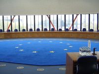 Der Kleine Gerichtssaal des EGMR – vormalig Sitzungssaal der Kommission