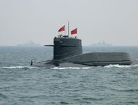 Atom-Uboot Langer Marsch 3 als Führungsschiff der Flottenparade. Bild: Kapitän zur See Markus Krause-Traudes