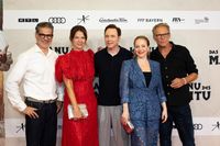 v.l.n.r.: Rick Kavanian, Jessica Schwarz, Michael Bully Herbig, Jasmin Schwiers, Christian Tramitz  (2025) Bild: Constantin Film Fotograf: Andreas Rentz