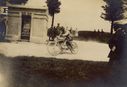Im Vorjahr stoppten ihn Nägel auf der Strecke, am 25. Juni 1905 kehrt Vondrich zurück zum inoffiziellen Motorrad-Weltmeisterschaft in Dourdan (Frankreich) zurück. Bild: Skoda Auto Deutschland GmbH Fotograf: Skoda Auto Deutschland GmbH