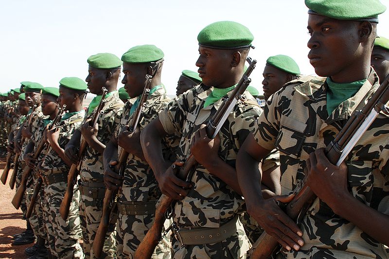Mali: Malische Soldaten Bild: de.wikipedia.org