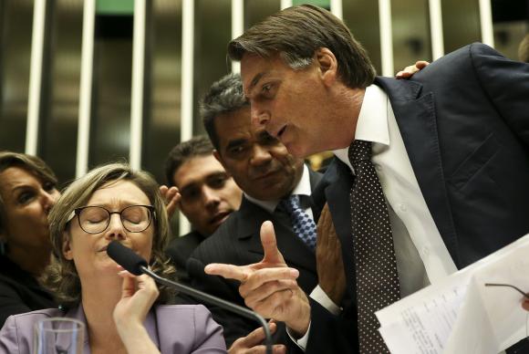 Bolsonaro (vorne rechts) als Kongressabgeordneter (2016)